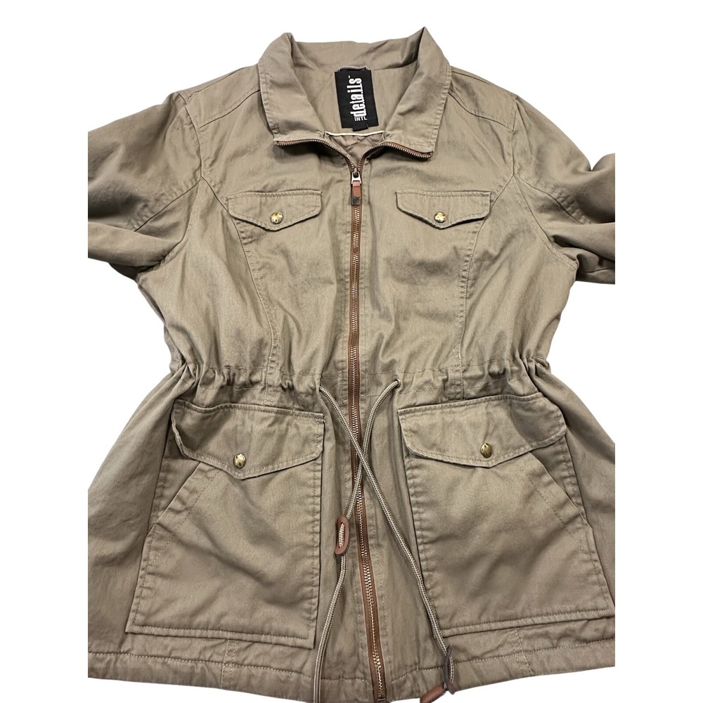 D.e.t.a.i.l.s INTL‎ Women's Jacket Size XL Green Quilted Interior Good Condition